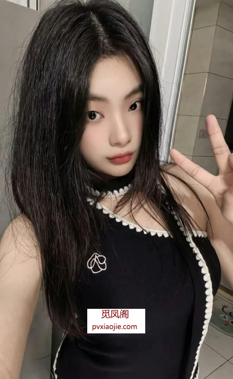 高颜值中项口爆美女